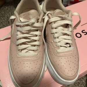 Nike Women's Blush Pink Sneakers